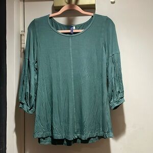 Heartstrings brand shirt